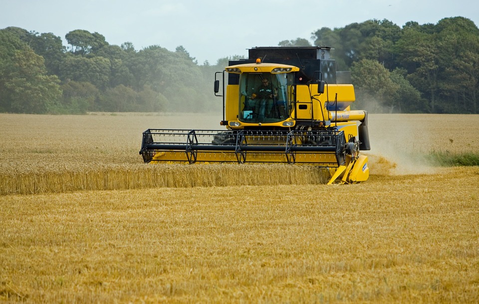 rent a combine harvester in the USA
